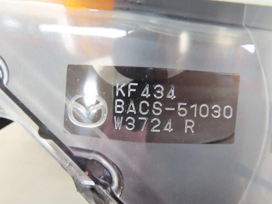 2017 2018 MAZDA 3 FRONT RIGHT PASSENGER SIDE HEADLIGHT OEM