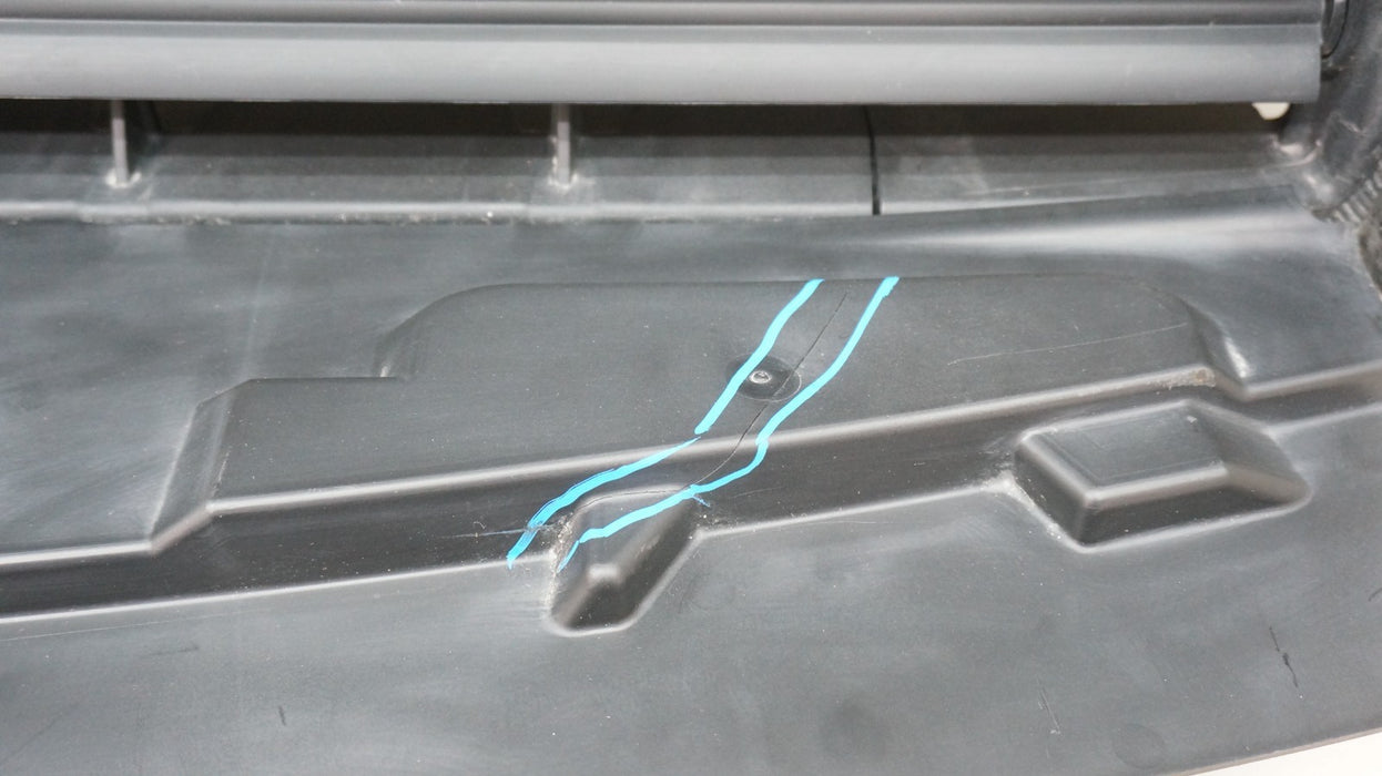 2021-2023 CHEVROLET TAHOE / SUBURBAN RADIATOR SHUTTER GRILLE WITH MOTOR OEM