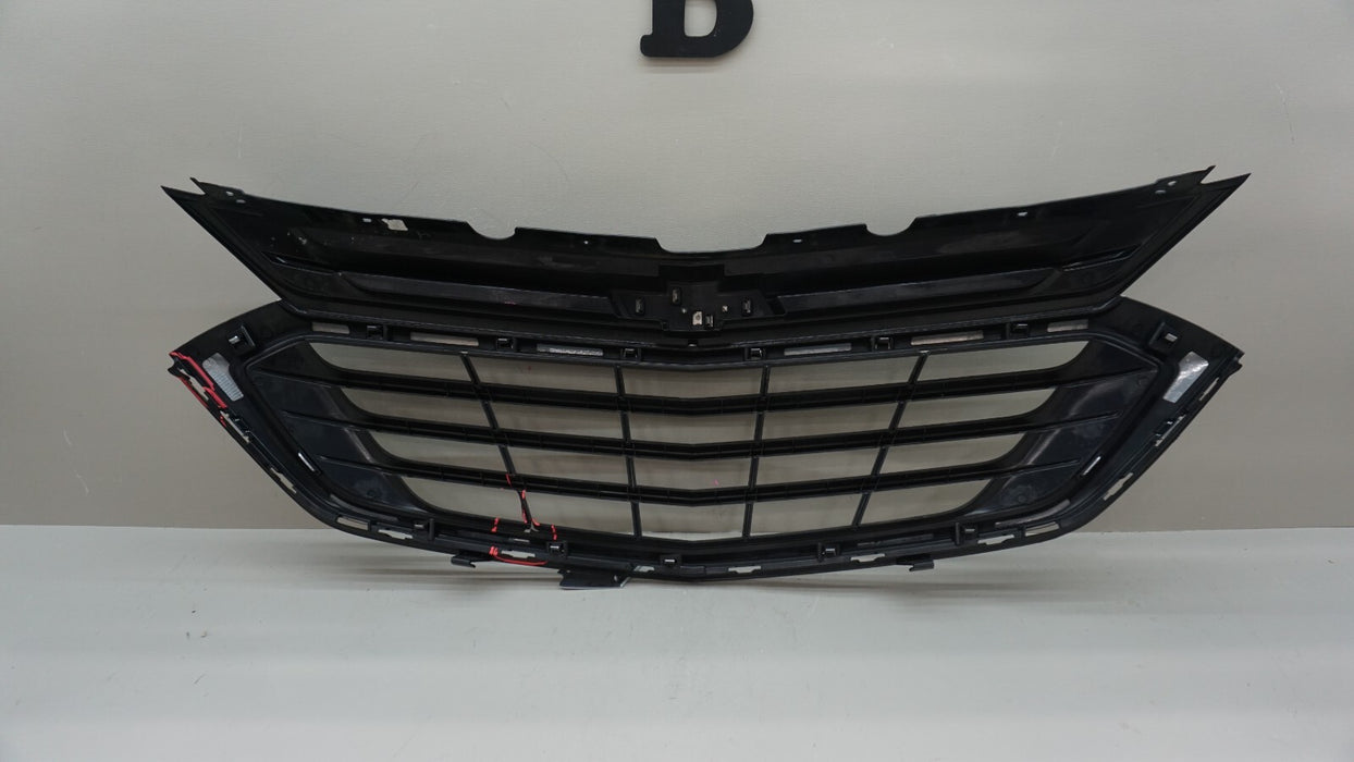 2018-2021 CHEVROLET EQUINOX FRONT BUMPER GRILLE GRILL W/ EMBLEM OEM 84150736