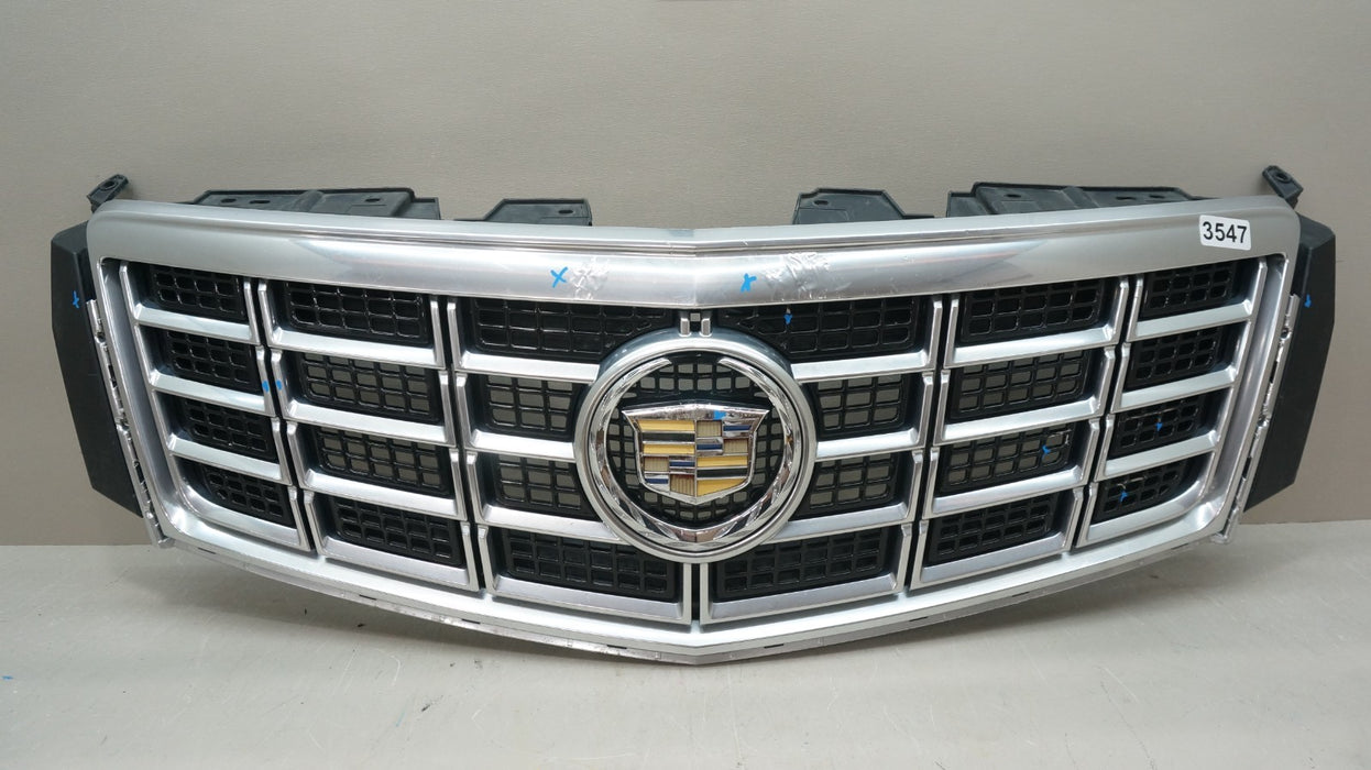 2013-2015 CADILLAC XTS FRONT BUMPER GRILLE OEM 22768456