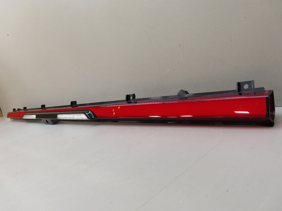 2022-2024 FORD F150 F-150 LIGHTNING REAR CENTER TAILGATE TAIL LIGHT LED OEM