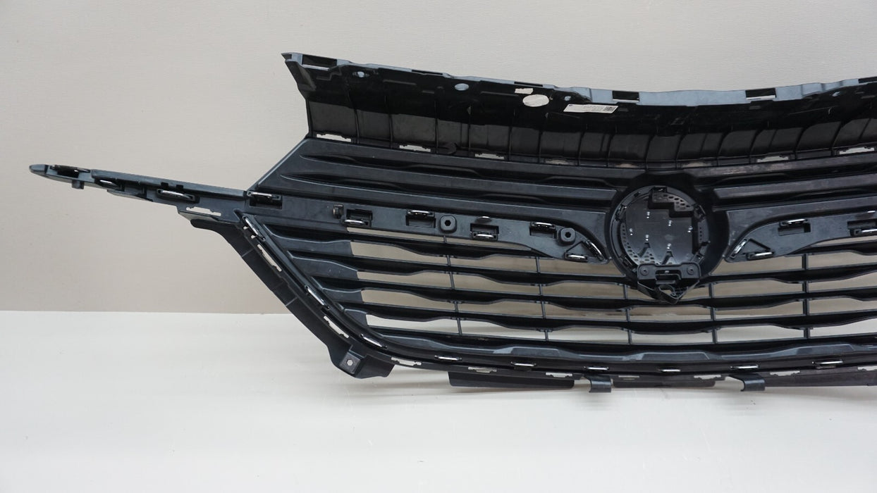 2020-2022 BUICK ENCORE GX FRONT BUMPER UPPER GRILL GRILLE OEM 42737483 20 21 22