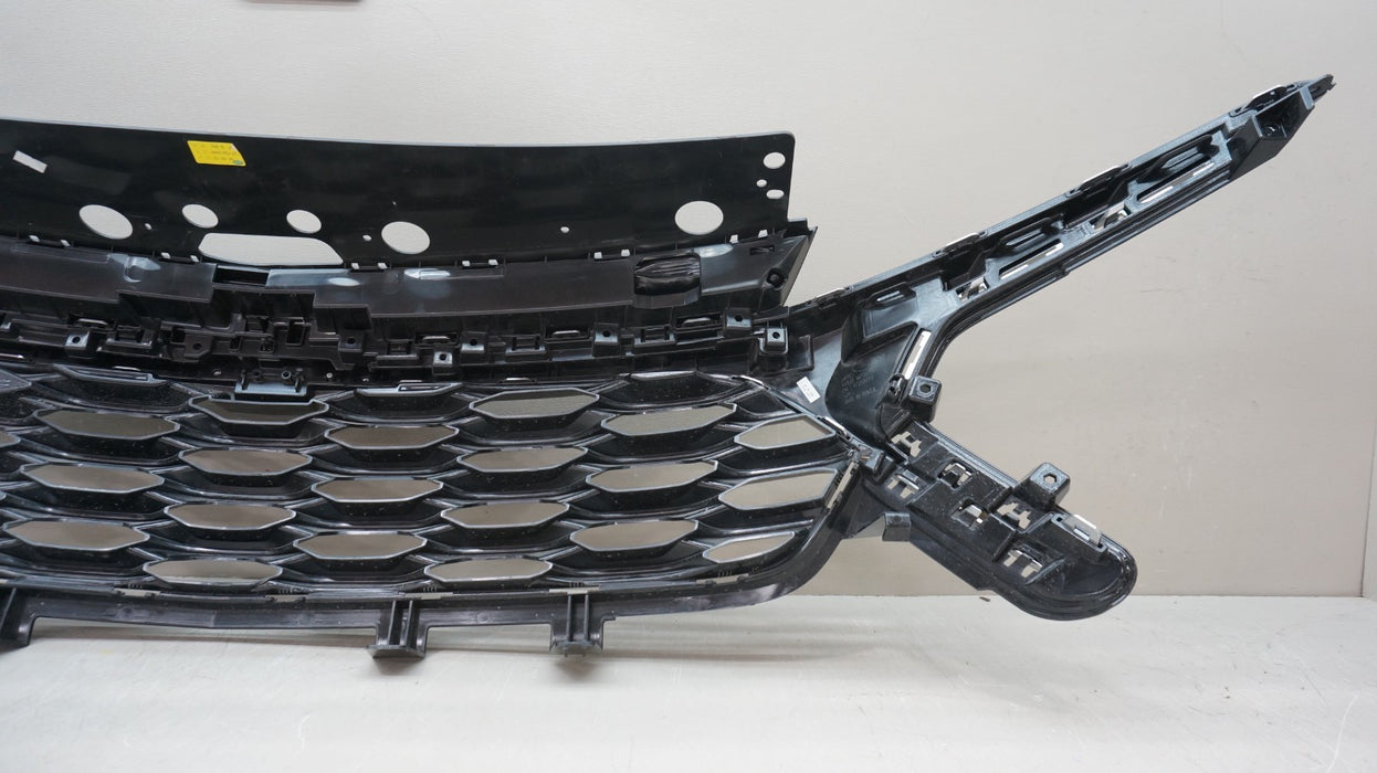 2024-2025 CHEVROLET TRAX RS FRONT BUMPER RADIATOR GRILLE OEM 42780278