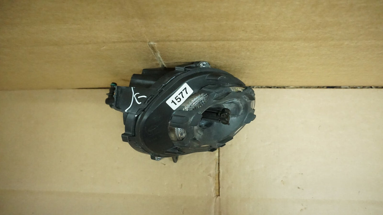 2017-2018 BENTLEY BENTAYGA FRONT RIGHT PASSENGER SIDE FOG LIGHT LAMP OEM 17 18