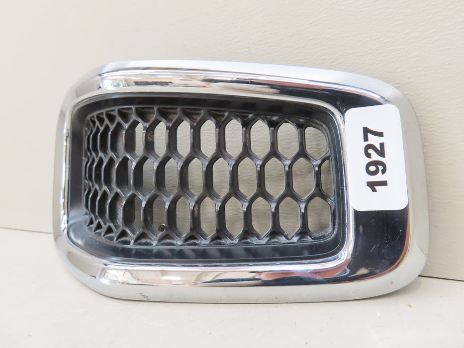 2014-2018 JEEP CHEROKEE FRONT RADIATOR GRILL GRILLE INSERT #7 OEM