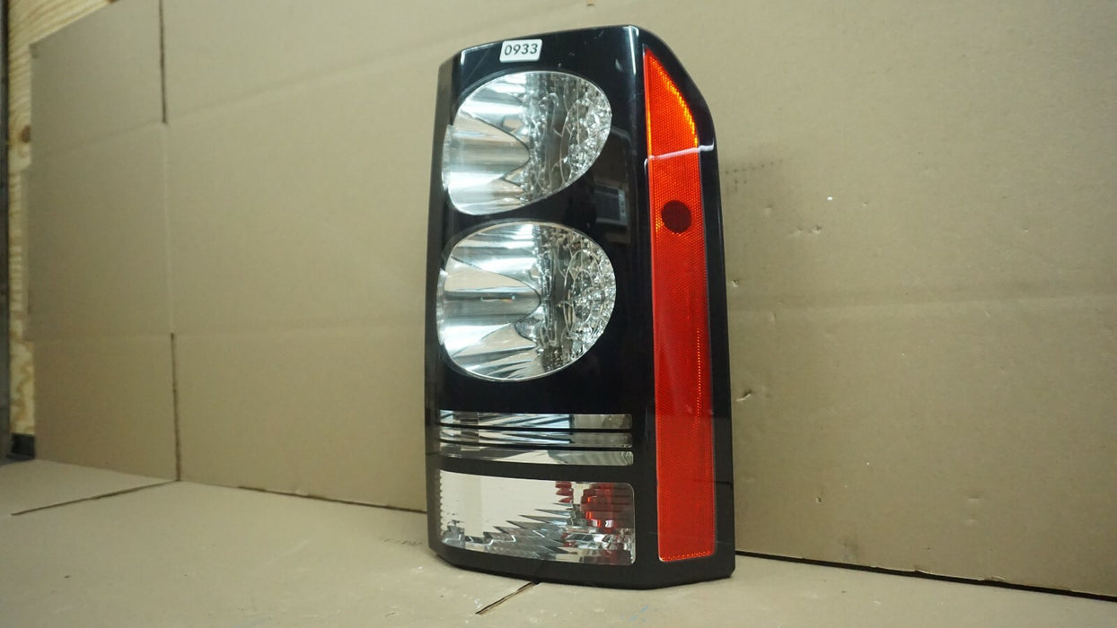 2014-2015 LAND ROVER RANGE ROVER HSE RIGHT PASSENGER TAIL LIGHT LAMP LED OEM