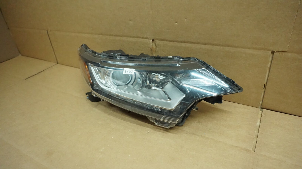 2016-2018 MITSUBISHI OUTLANDER RIGHT PASSENGER SIDE HEADLIGHT LAMP LIGHT OEM