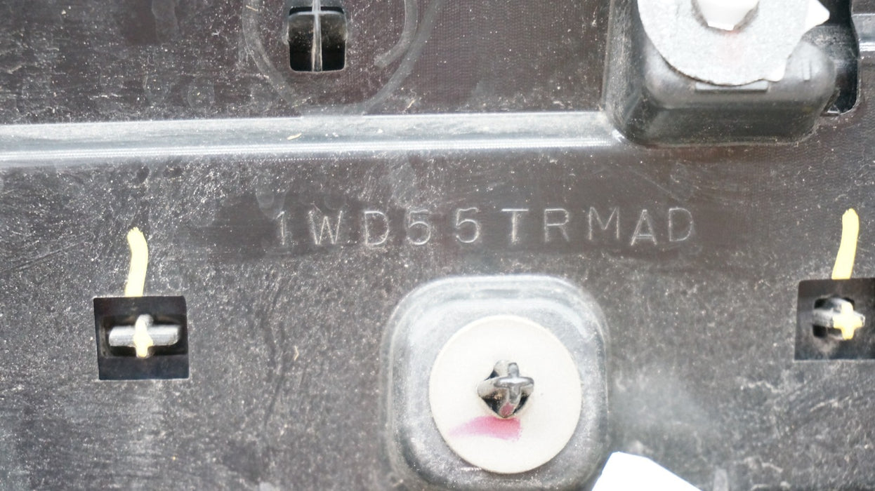 2014-2021 JEEP GRAND CHEROKEE REAR LIFTGATE MOLDING W/ CAMERA 1WD55TRMAD OEM