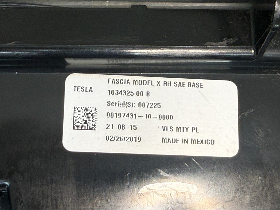 2015-2021 TESLA MODEL X RIGHT RH LOWER FRONT FOG LIGHT 1034325 00 B OEM
