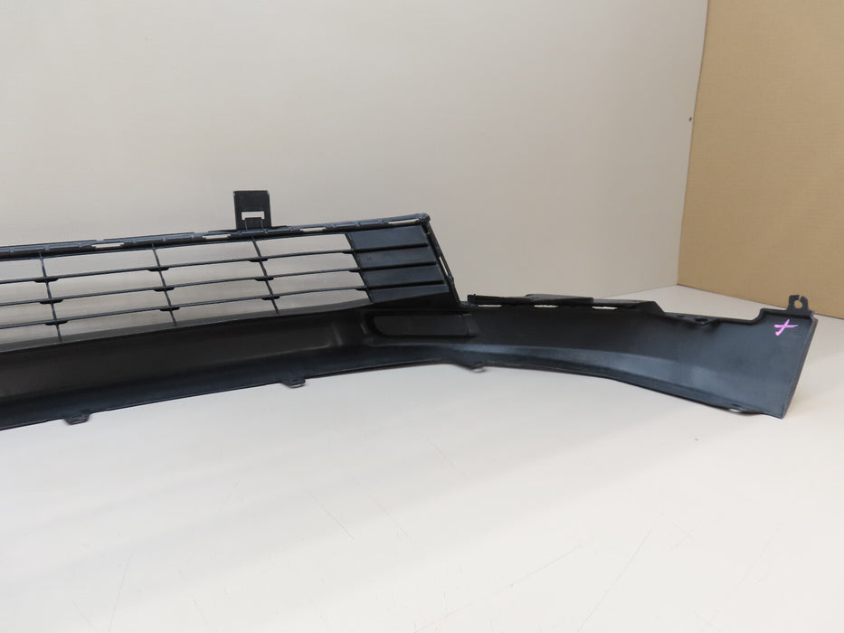 2017-2019 TOYOTA HIGHLANDER FRONT LOWER BUMPER COVER VALANCE OEM 52129-0E030