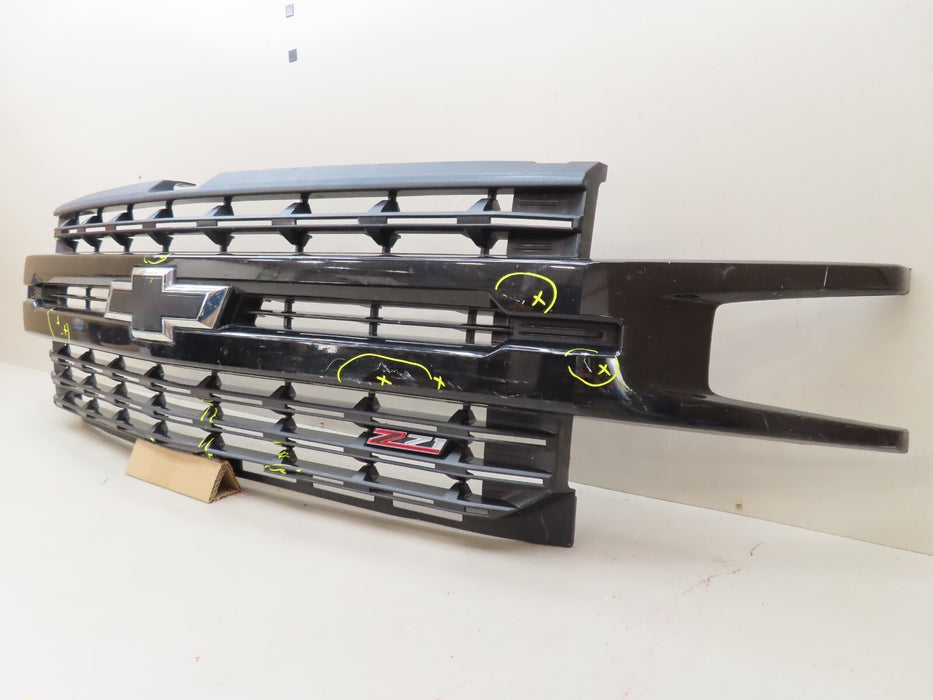 2019-2021 CHEVROLET SILVERADO 1500 Z71 FRONT GRILLE W/ BADGE EMBLEM OEM 84128450