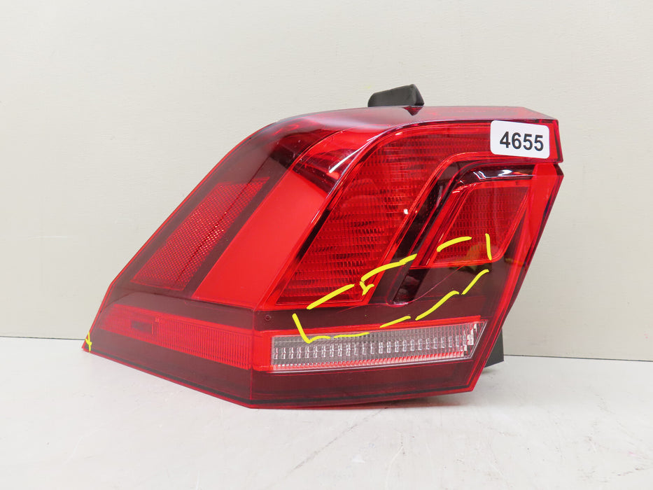 2018-2022 VOLKSWAGEN TIGUAN REAR LEFT DRIVER SIDE TAILLIGHT OEM 5NN-945-095-A