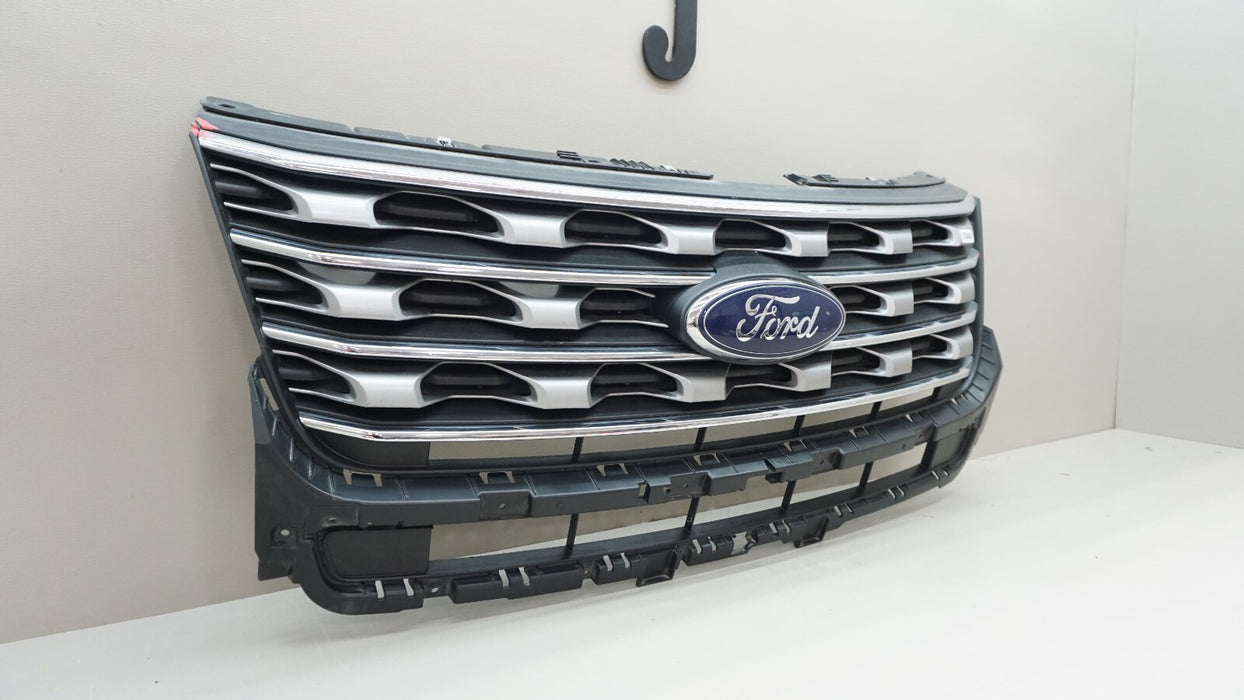2016-2018 FORD EXPLORER FRONT RADIATOR GRILLE FB538200AE OEM 16 17 18