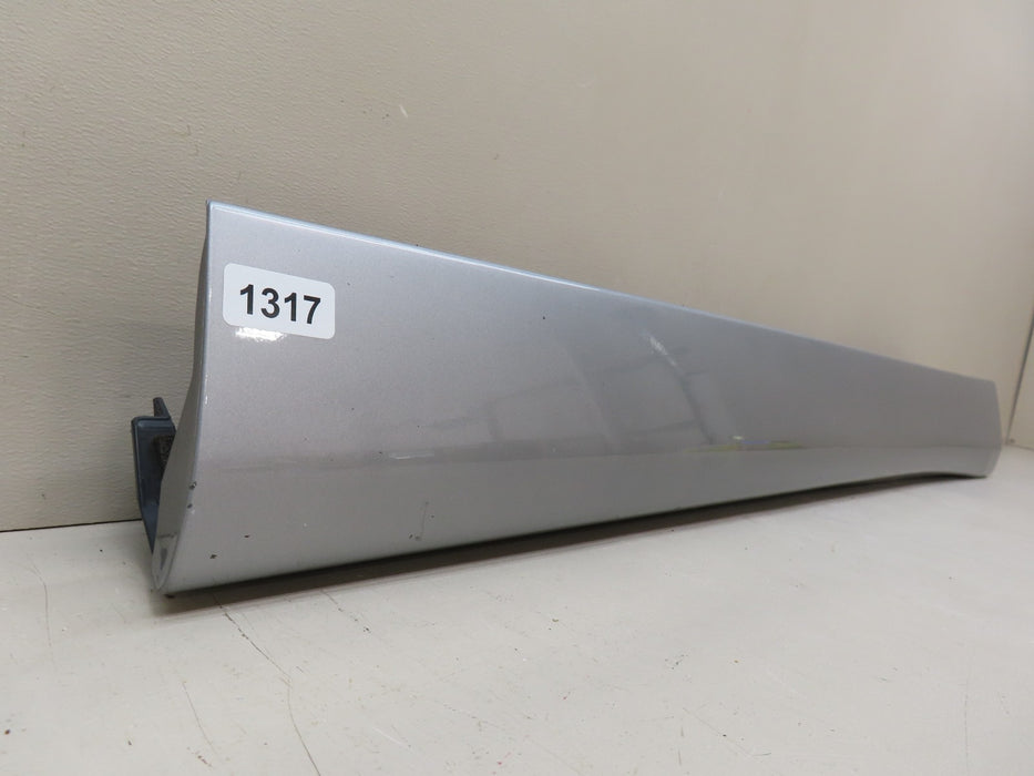 2014-2019 TOYOTA HIGHLANDER FRONT RIGHT LOWER DOOR MOLDING OEM 75071-0E081