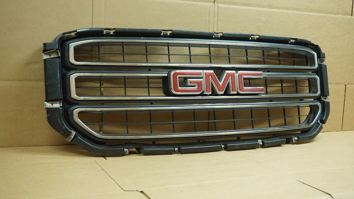 2015-2018 GMC YUKON FRONT BUMPER UPPER CENTER EXTERIOR GRILLE GRILL TRIM OEM