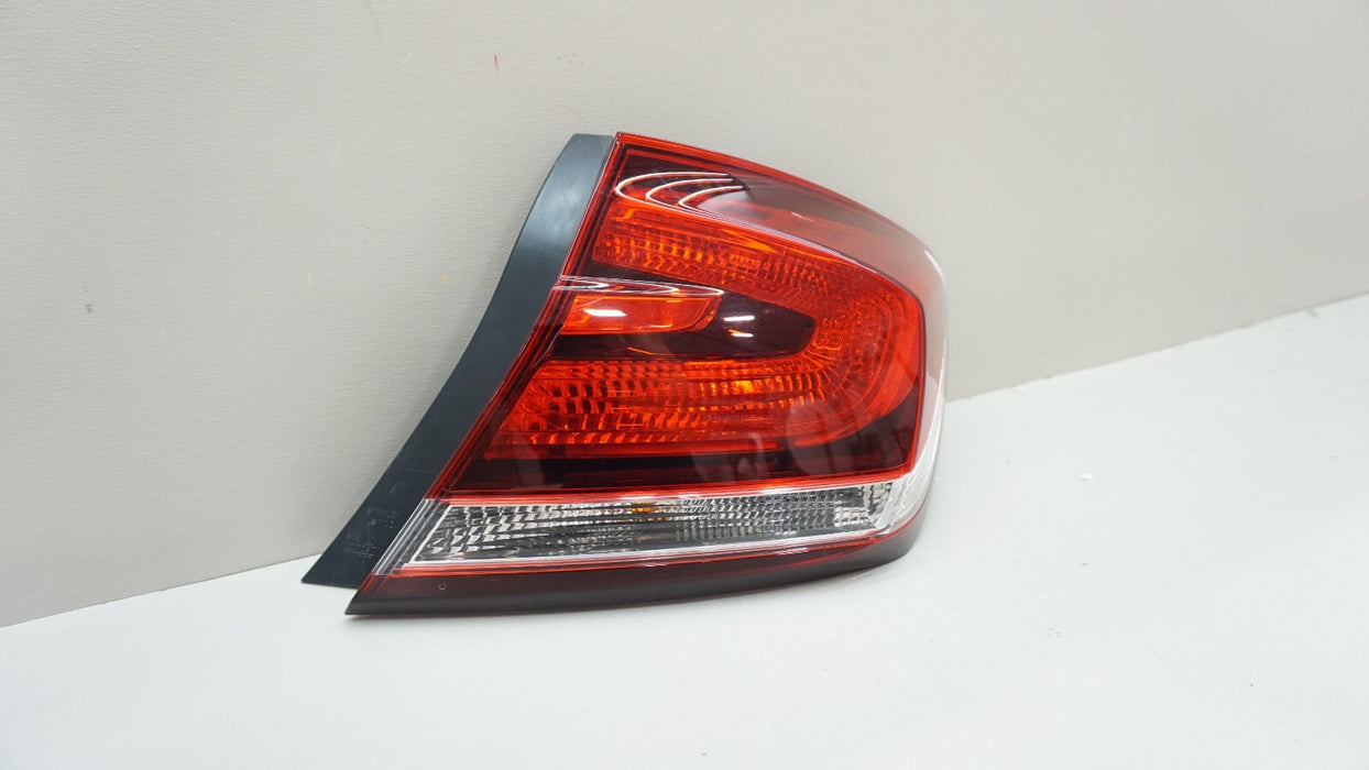 2013-2015 HONDA CIVIC SEDAN RIGHT PASSENGER SIDE HALOGEN TAIL LIGHT OEM 13 14 15
