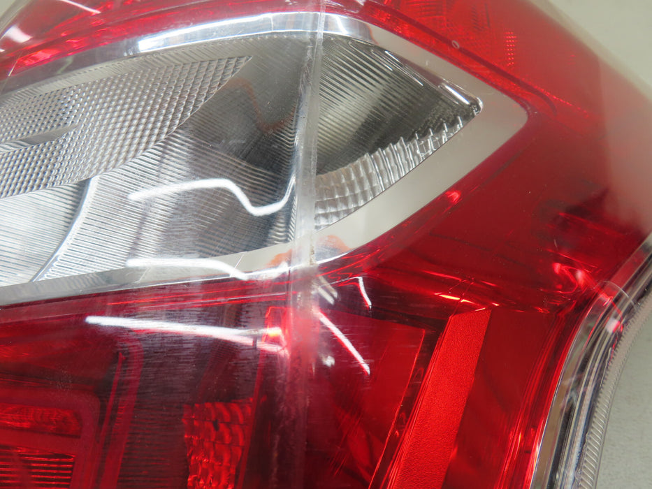 2014 2015 2016 SUBARU FORESTER REAR RIGHT TAILLIGHT LAMP OEM