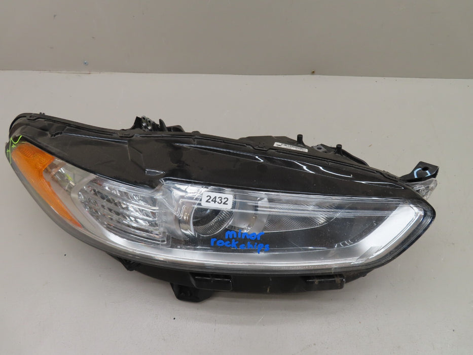 2013 - 2016 FORD FUSION FRONT RIGHT PASSENGER SIDE HEADLIGHT LAMP HALOGEN OEM