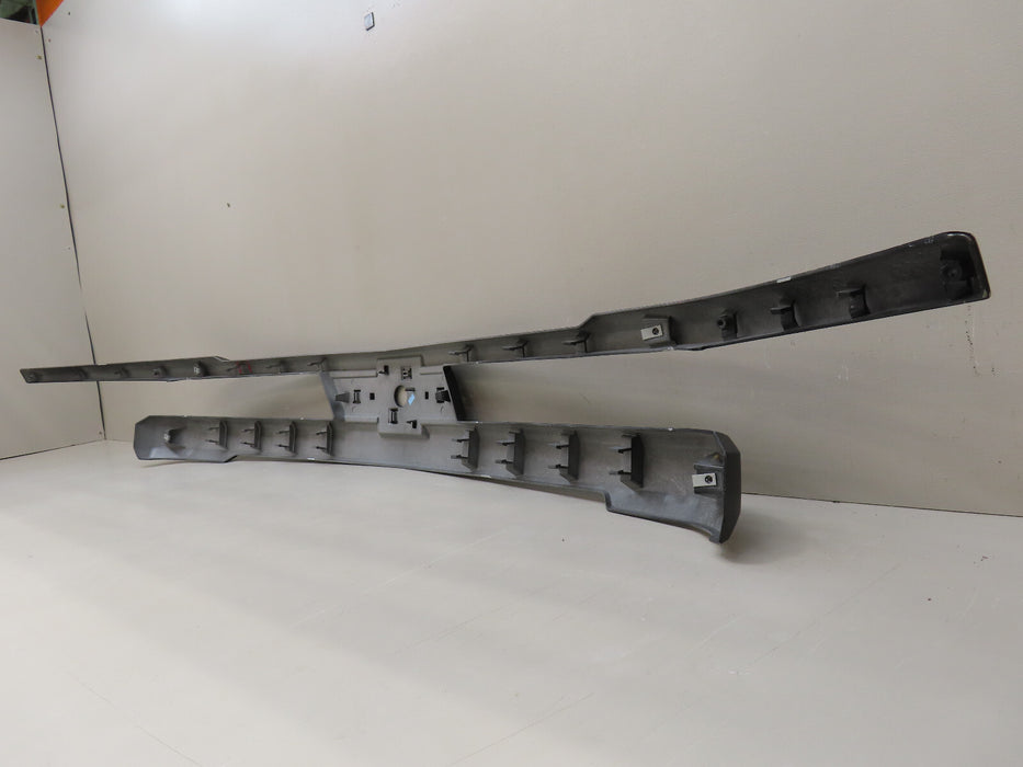 2022-2024 CHEVROLET SILVERADO 1500 RST/LT/LTZ FRONT GRILLE GRILL TRIM OEM