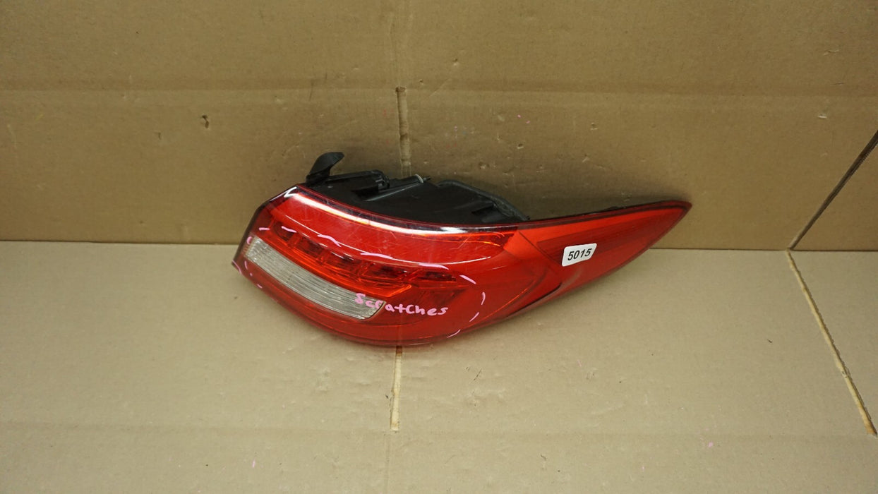 2015-2017 HYUNDAI SONATA REAR LEFT DRIVER SIDE TAIL LIGHT HALOGEN OEM 15 16 17