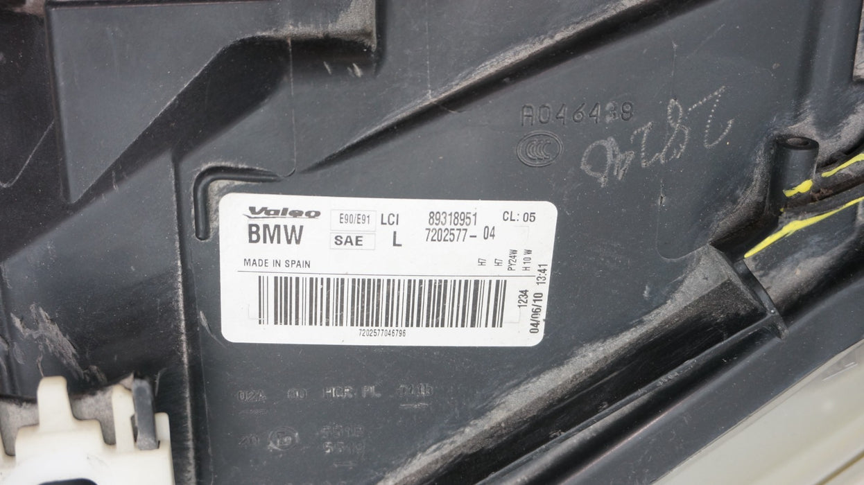 2009-2011 BMW 3 SERIES E90 E91 FRONT LEFT SIDE HALOGEN HEADLIGHT OEM 89318951