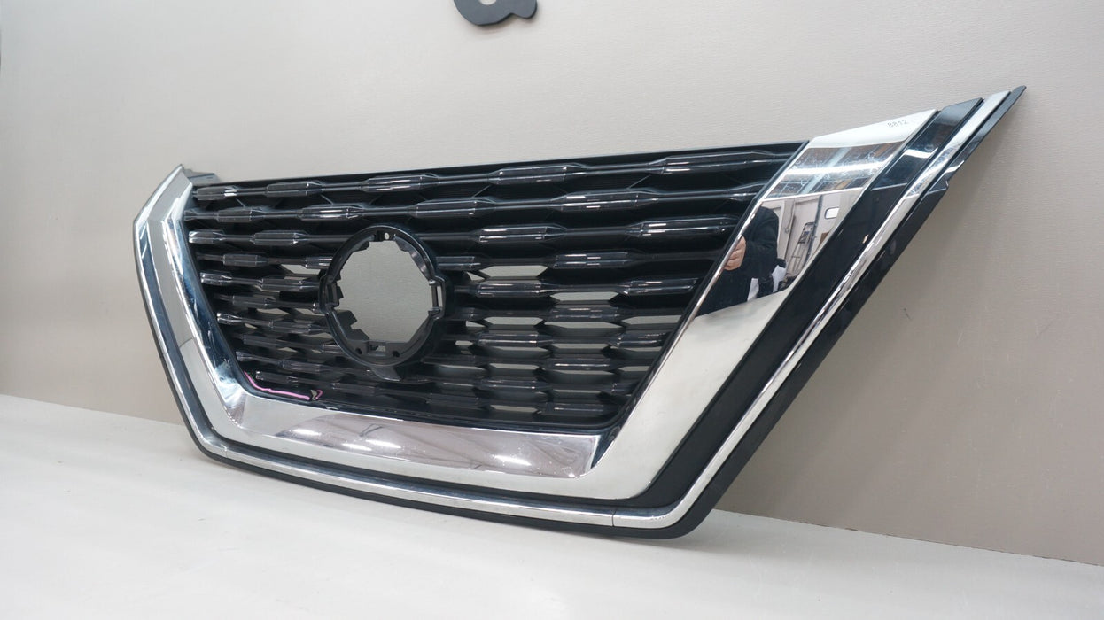 2021-2023 NISSAN ROGUE FRONT BUMPER RADIATOR GRILLE OEM 62310 6RA0A