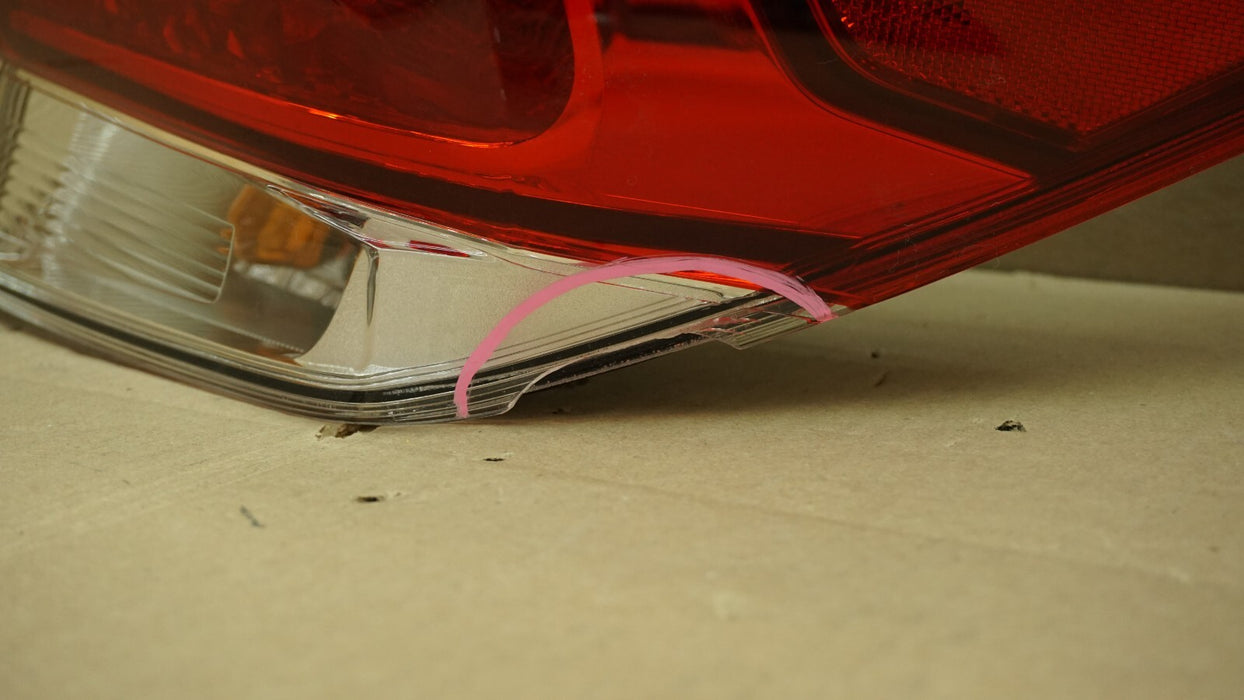 2021-2O22 SUBARU CROSSTREK RIGHT PASSENGER SIDE TAIL LIGHT LED OEM 84201-FL121