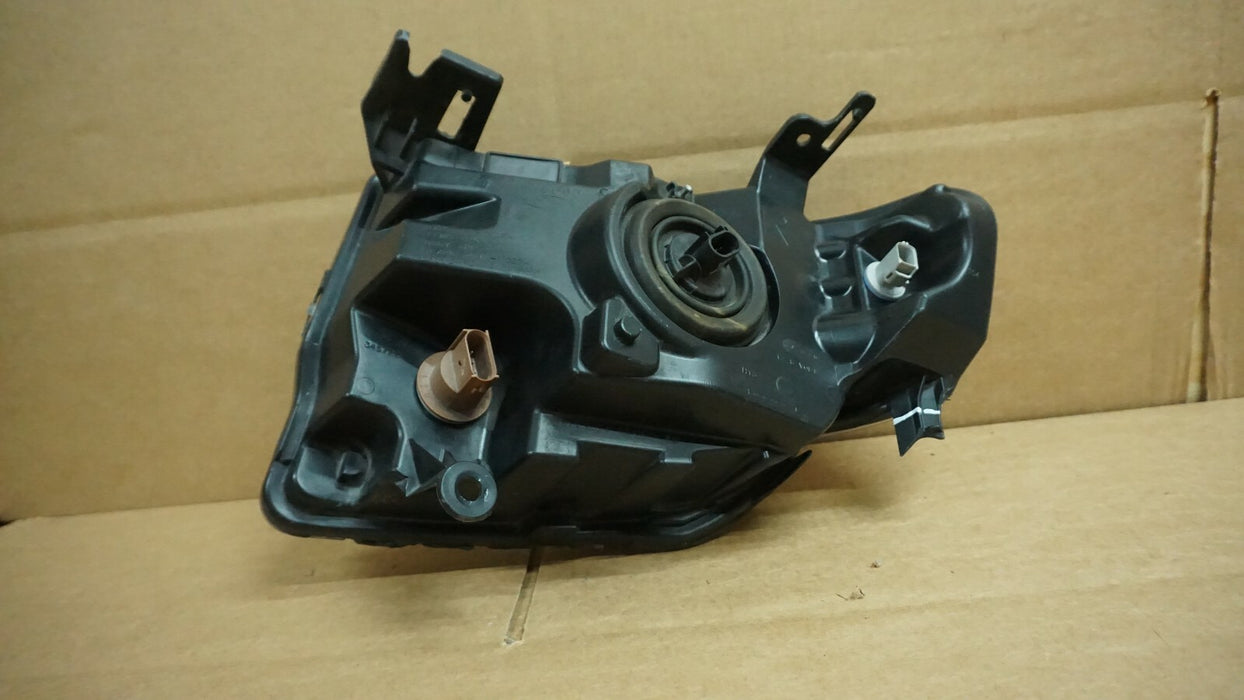 2008-2012 FORD ESCAPE FRONT PASSENGER RIGHT SIDE HEADLIGHT HALOGEN LAMP OEM