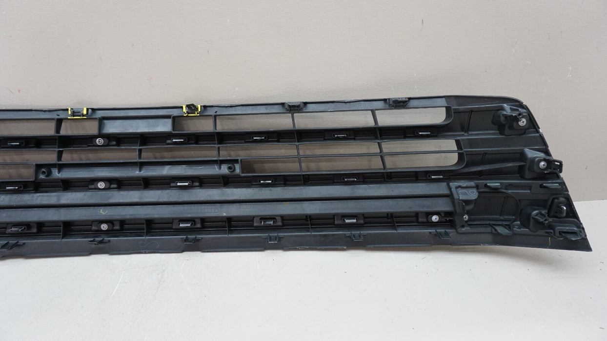 2017-2019 TOYOTA HIGHLANDER FRONT LOWER GRILLE 53102-0E070 OEM 17 18 19