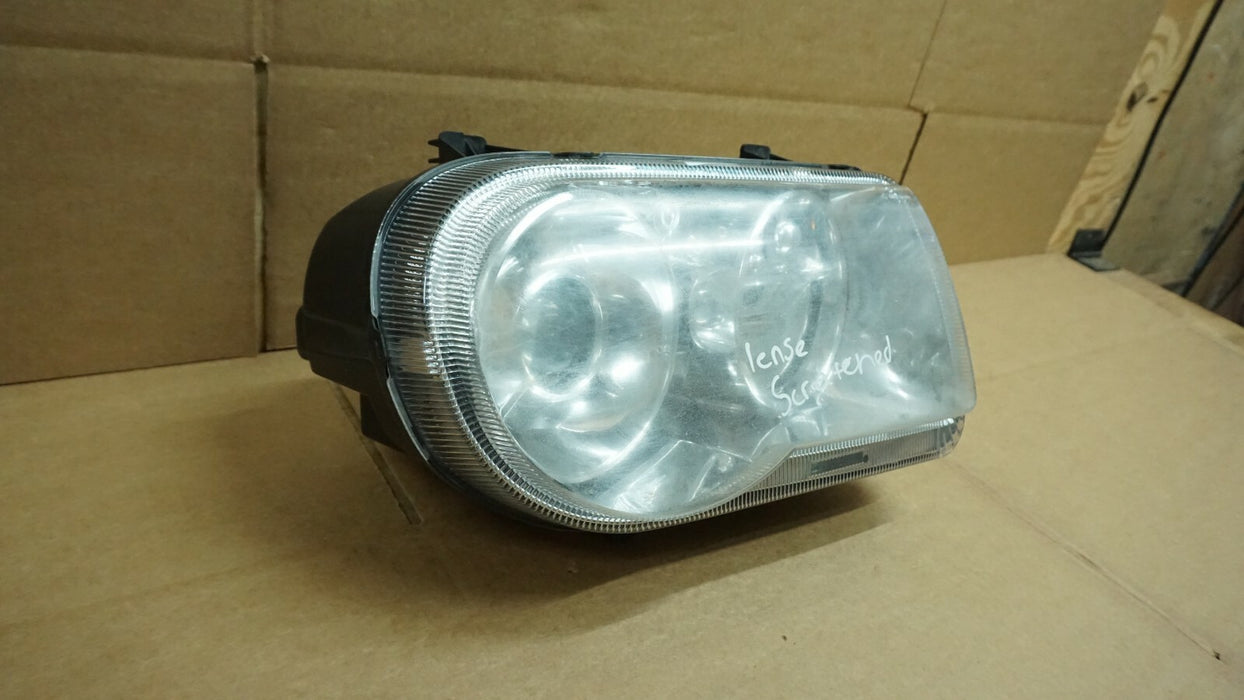 2005-2007 CHRYSLER 300 FRONT RIGHT PASSENGER SIDE HEADLIGHT HEADLAMP OEM