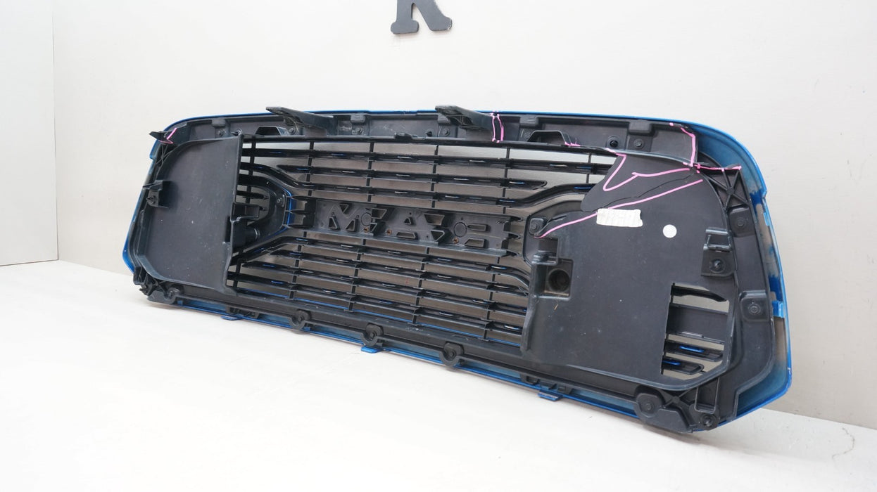 2013-2018 DODGE RAM 2500 3500 FRONT BUMPER RADIATOR GRILLE OEM