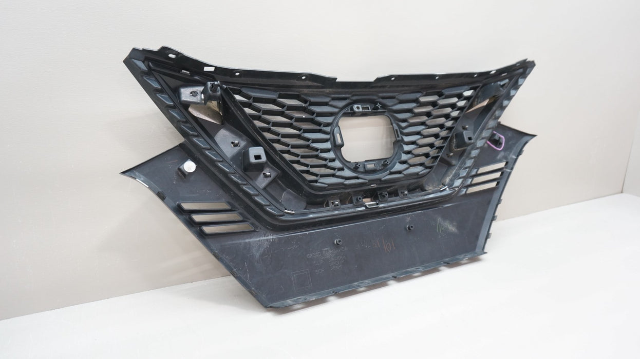 2020-2022 NISSAN ROGUE SPORT FRONT BUMPER RADIATOR GRILLE OEM