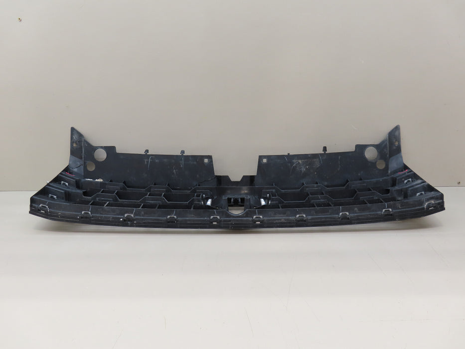2018-2020 VOLKSWAGEN ATLAS FRONT RADIATOR GRILL GRILLE OEM