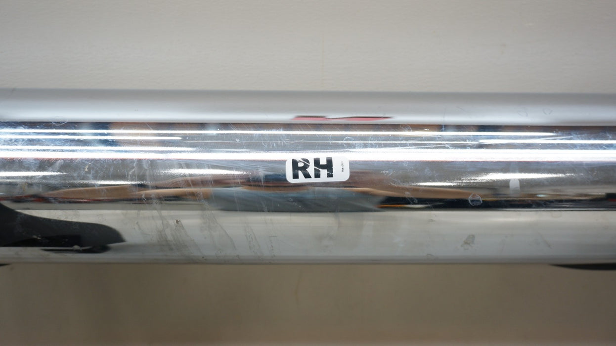 2014-2018 CHEVROLET SILVERADO GMC SIERRA 1500 RIGHT RUNNING BOARD OEM
