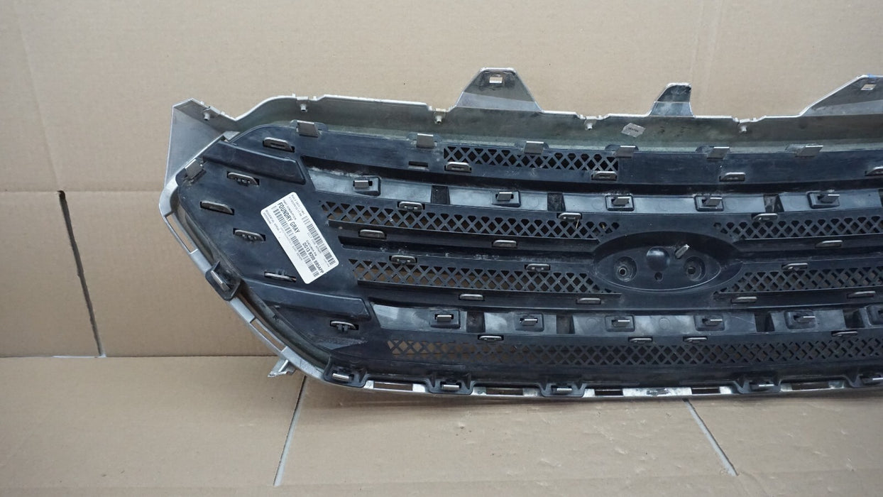 2015-2017 SUBARU OUTBACK FRONT RADIATOR LOWER GRILL GRILLE MOLDING CHROME OEM