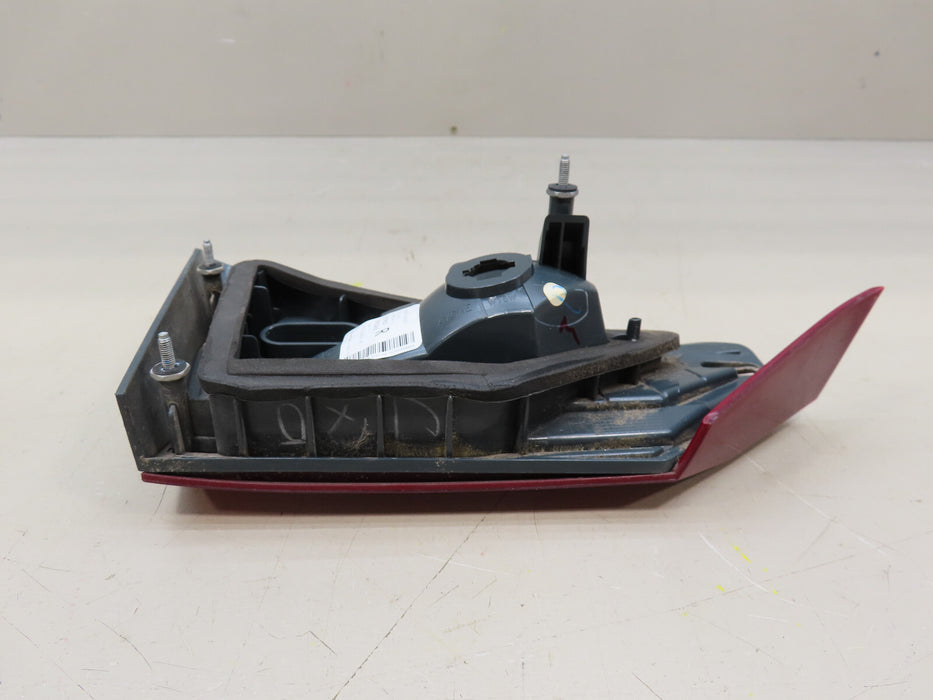 2017 2018 2019 2020 FORD FUSION REAR RIGHT PASSENGER INNER TAIL LIGHT OEM