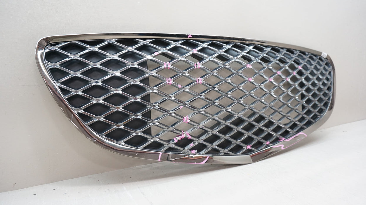2022-2023 GENESIS GV70 FRONT BUMPER RADIATOR GRILLE OEM 86366-AR700 *DAMAGED*