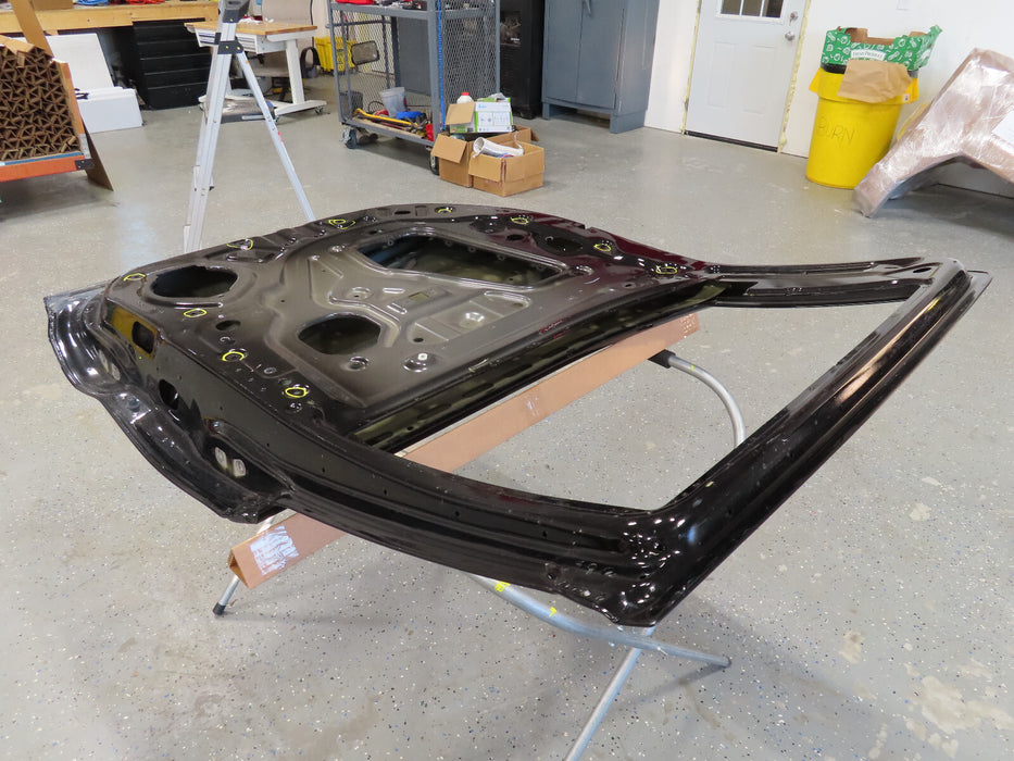 2019-2023 GMC/CHEVROLET SILVERADO-SIERRA 1500 CREW CAB REAR LEFT DRIVER DOOR OEM