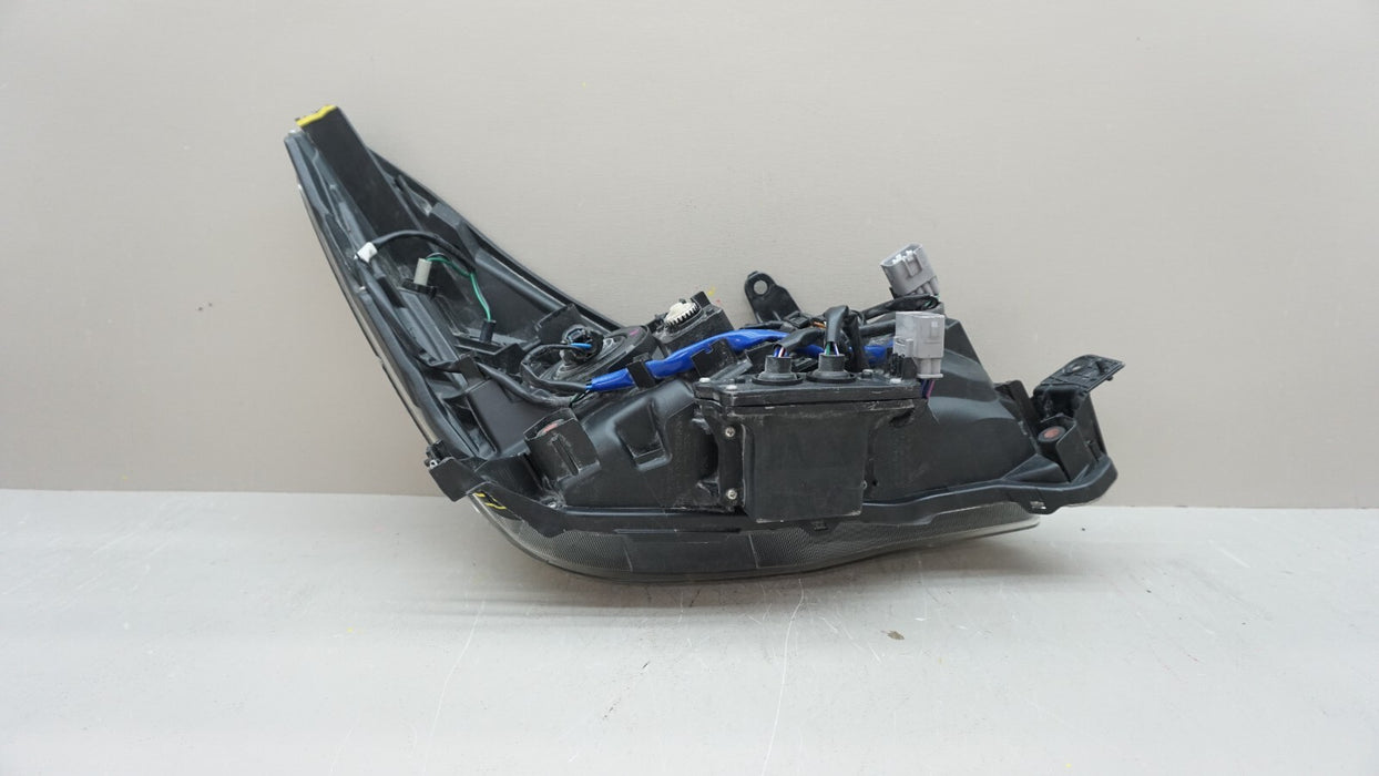 2017-2018 SUBARU FORESTER FRONT LH LEFT DRIVER SIDE HALOGEN HEADLIGHT OEM