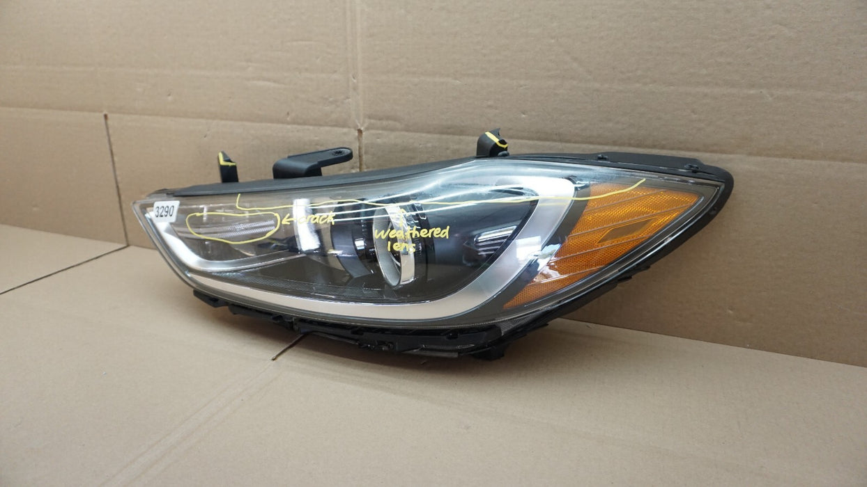 2017-2018 HYUNDAI ELANTRA FRONT LEFT DRIVER SIDE HEADLIGHT HALOGEN HEADLAMP OEM