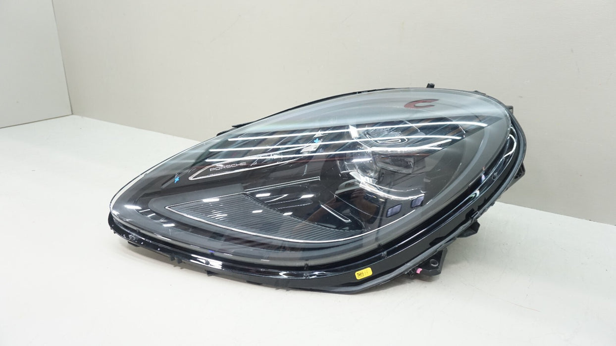 2019-2022 PORSCHE MACAN FRONT LEFT DRIVER SIDE PDLS LED HEADLIGHT OEM