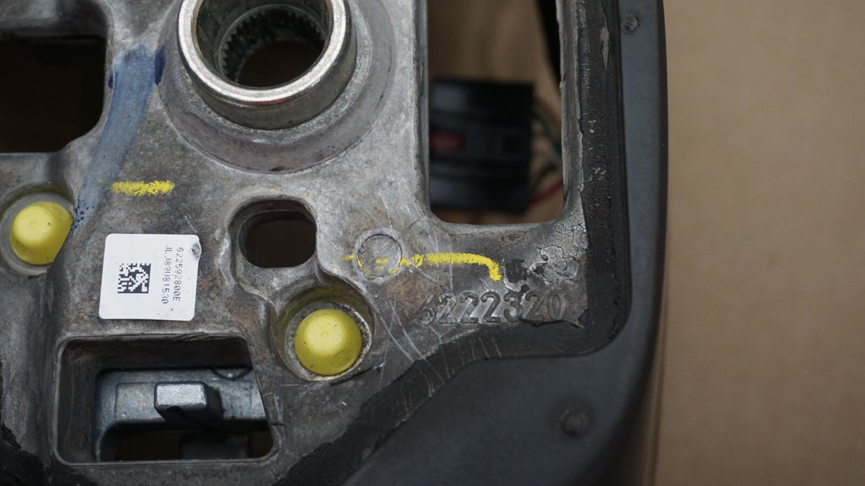 2015-2020 CHEVROLET SUBURBAN STEERING WHEEL BLACK OEM 15 16 17 18 19 20
