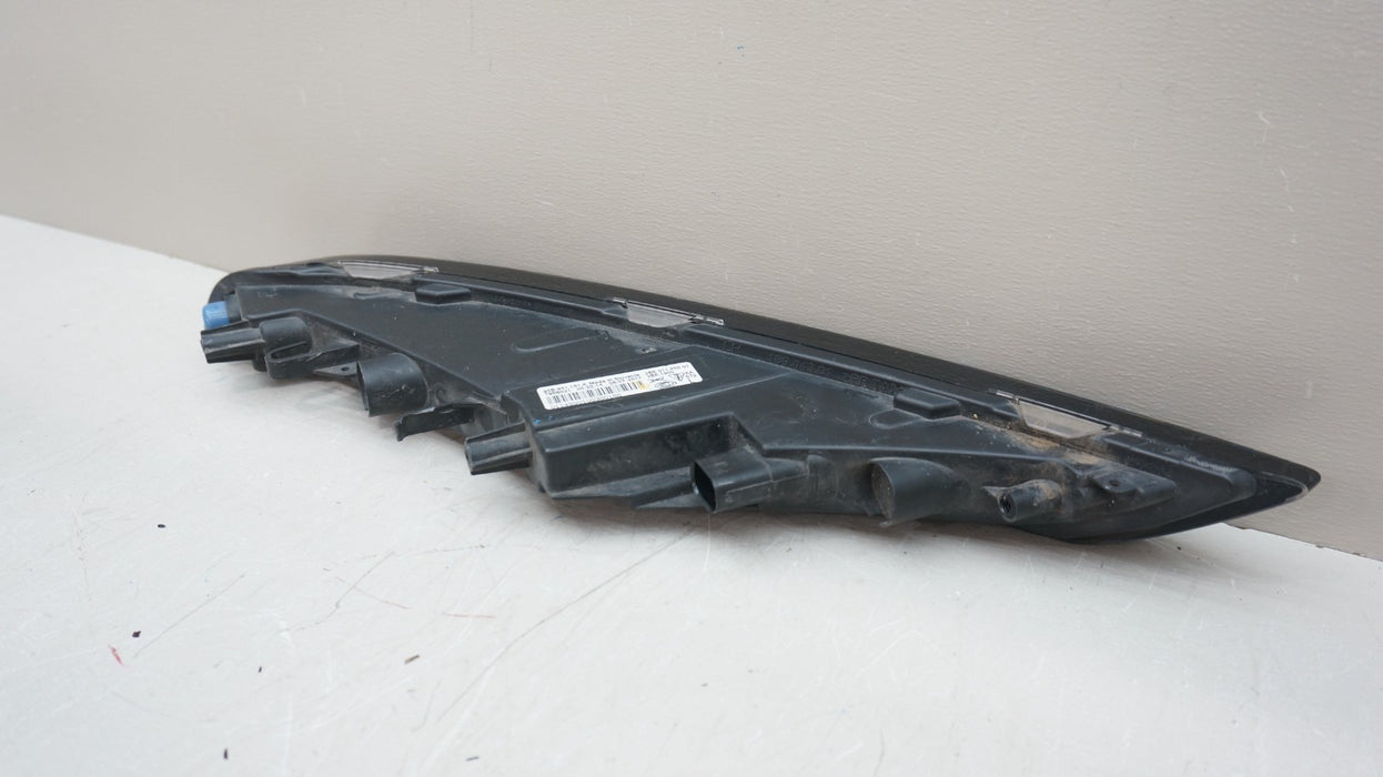 2015-2018 PORSCHE MACAN LH LEFT FRONT LED DRL TURN SIGNAL 95B-941.181.A OEM