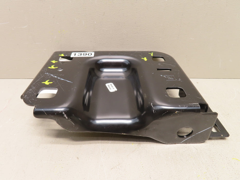 2020 2021 GMC SIERRA 2500 HD LEFT DRIVER SIDE FRONT SUPPORT BRACKET 84568470