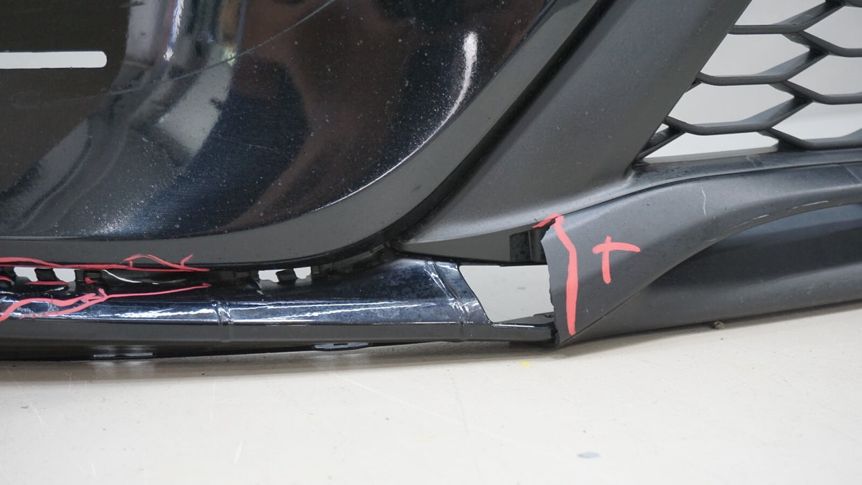 2018-2020 TOYOTA CAMRY SPORT SE FRONT BUMPER COVER OEM  18 19 20 53113-06230