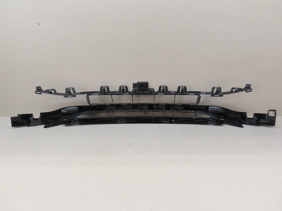 2014-2017 BMW 4 SERIES F32 F33 F36 FRONT AIR INTAKE CENTER INSERT OEM 5111729483