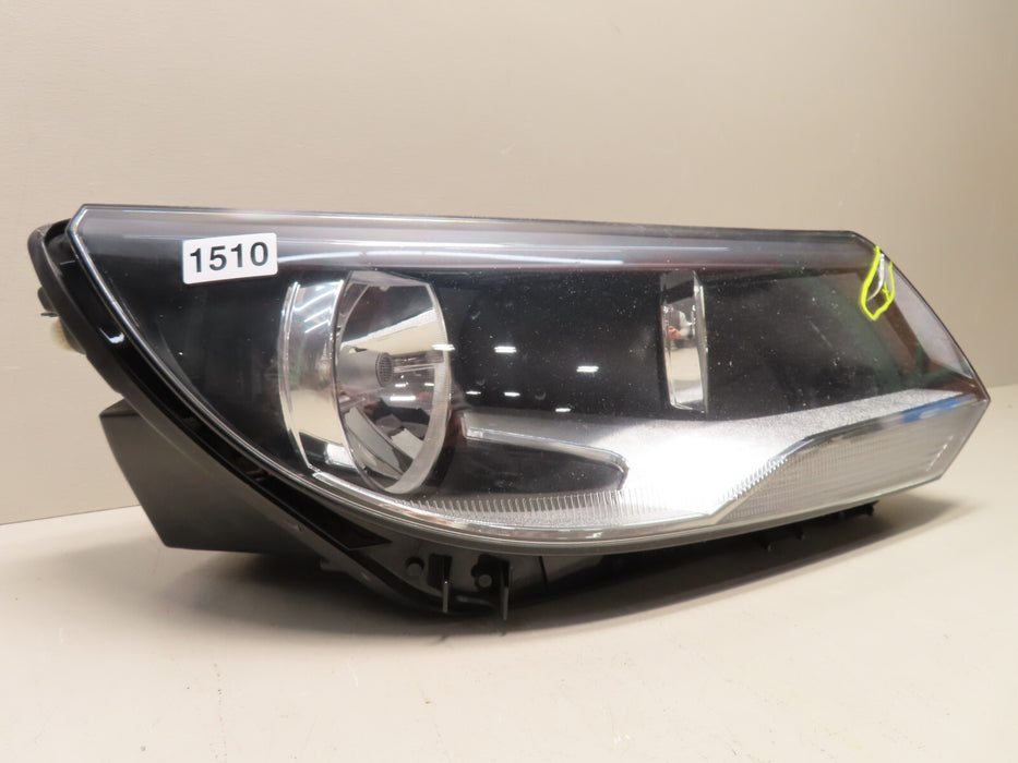 2012-2018 VOLKSWAGEN TIGUAN RIGHT PASSENGER SIDE HEADLIGHT HALOGEN OEM