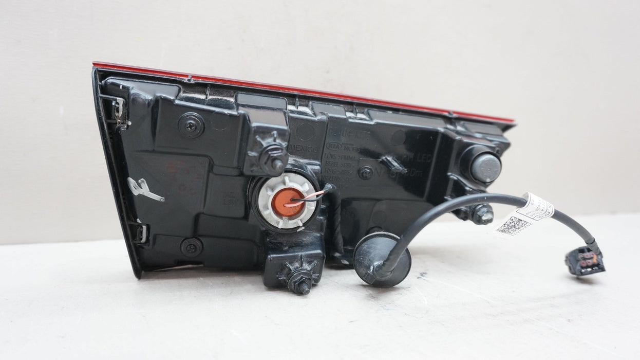 2019-2024 KIA FORTE REAR RIGHT PASSENGER SIDE INNER TAIL LIGHT OEM 92404-M71