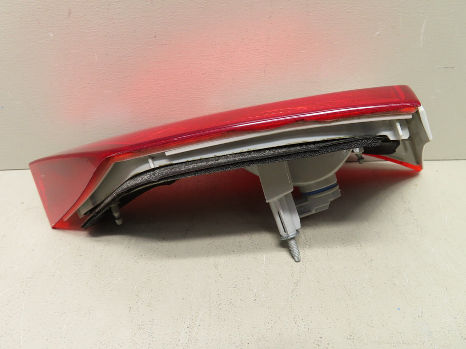 2012-2014 Ford Focus SEDAN RIGHT INNER TAILLIGHT LAMP OEM
