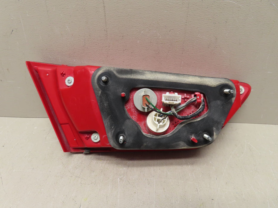 2016-2018 KIA OPTIMA REAR RIGHT PASSENGER INNER TAIL LIGHT LAMP OEM 92404-D5000